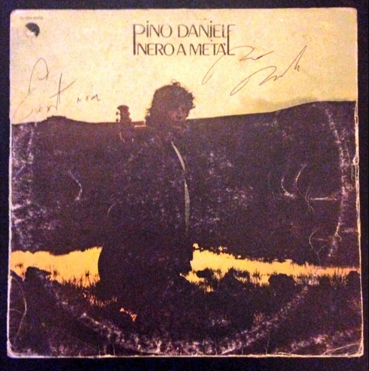 Nero a Metà autografato vinile